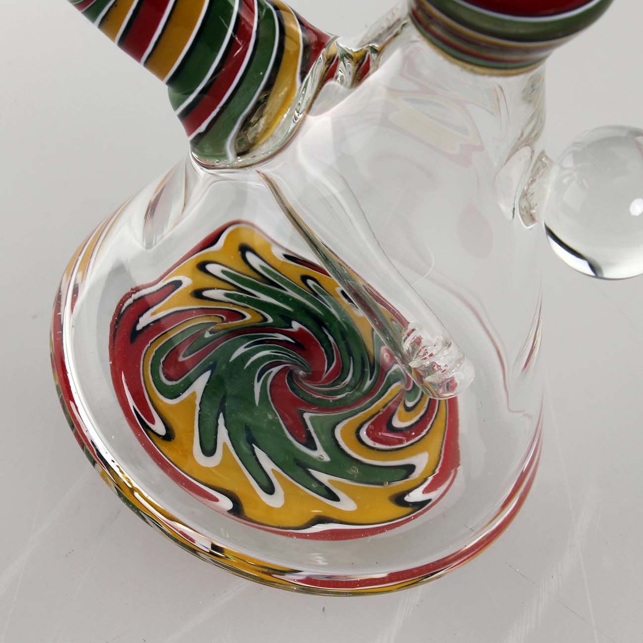 Plantadiscount Parafernalia Mini Bong with Slit Diffuser bong Blu Rasta