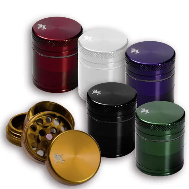 Black Leaf Parafernalia Grinder Mini 4-part grinder in alluminio