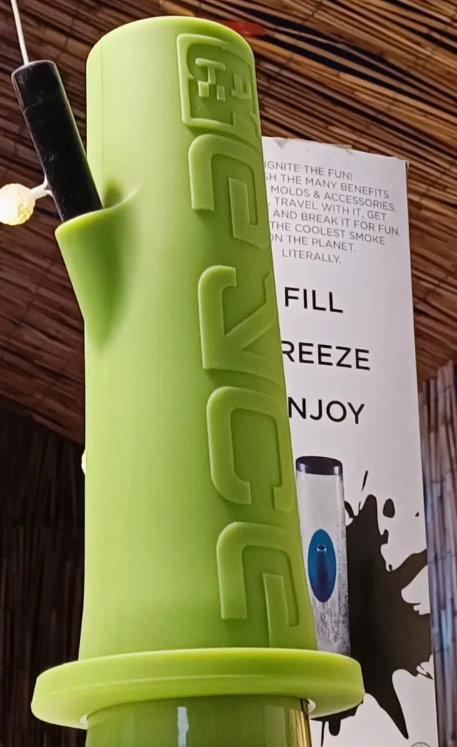 Plantadiscount Parafernalia ICE BONG bong da freezer