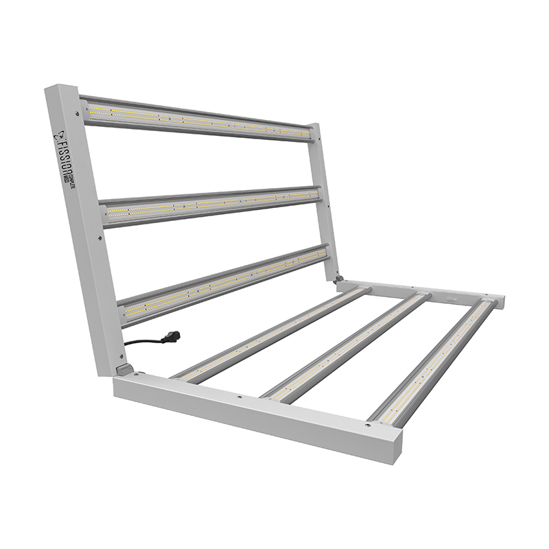 Pure Tent Sistemi a LED Fission Complete 720W lampada LED 150×150 cm